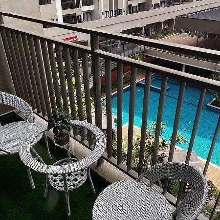 Youth City Cozy Pool View Homestay Nilai By Tr Exterior photo